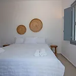 Katikies Ftelia Mykonos Panormos (Mykonos)