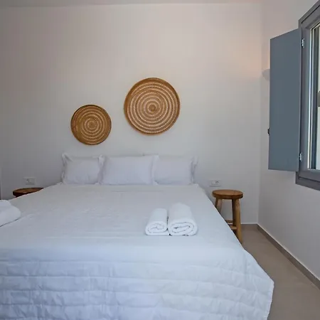 Katikies Ftelia Mykonos بانورموس ميكونو
